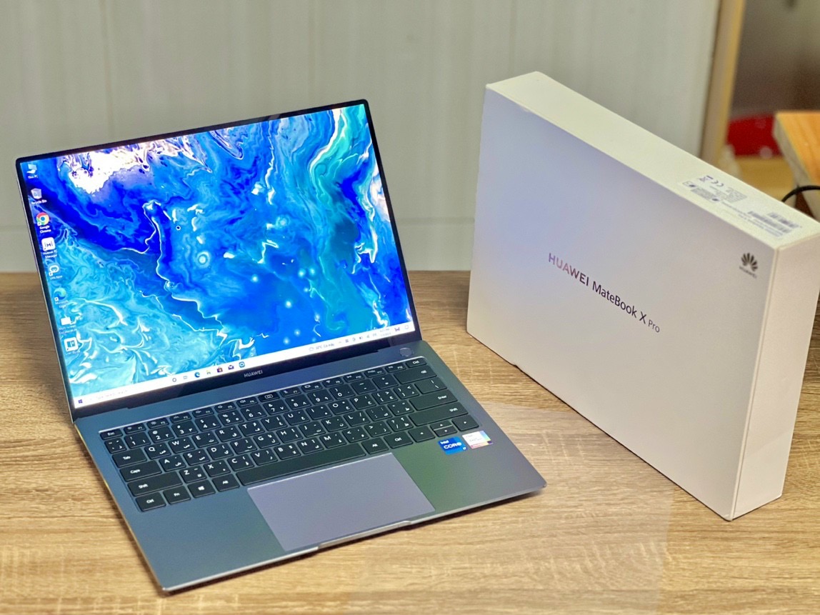 HUWEI MATEBOOK X PRO
