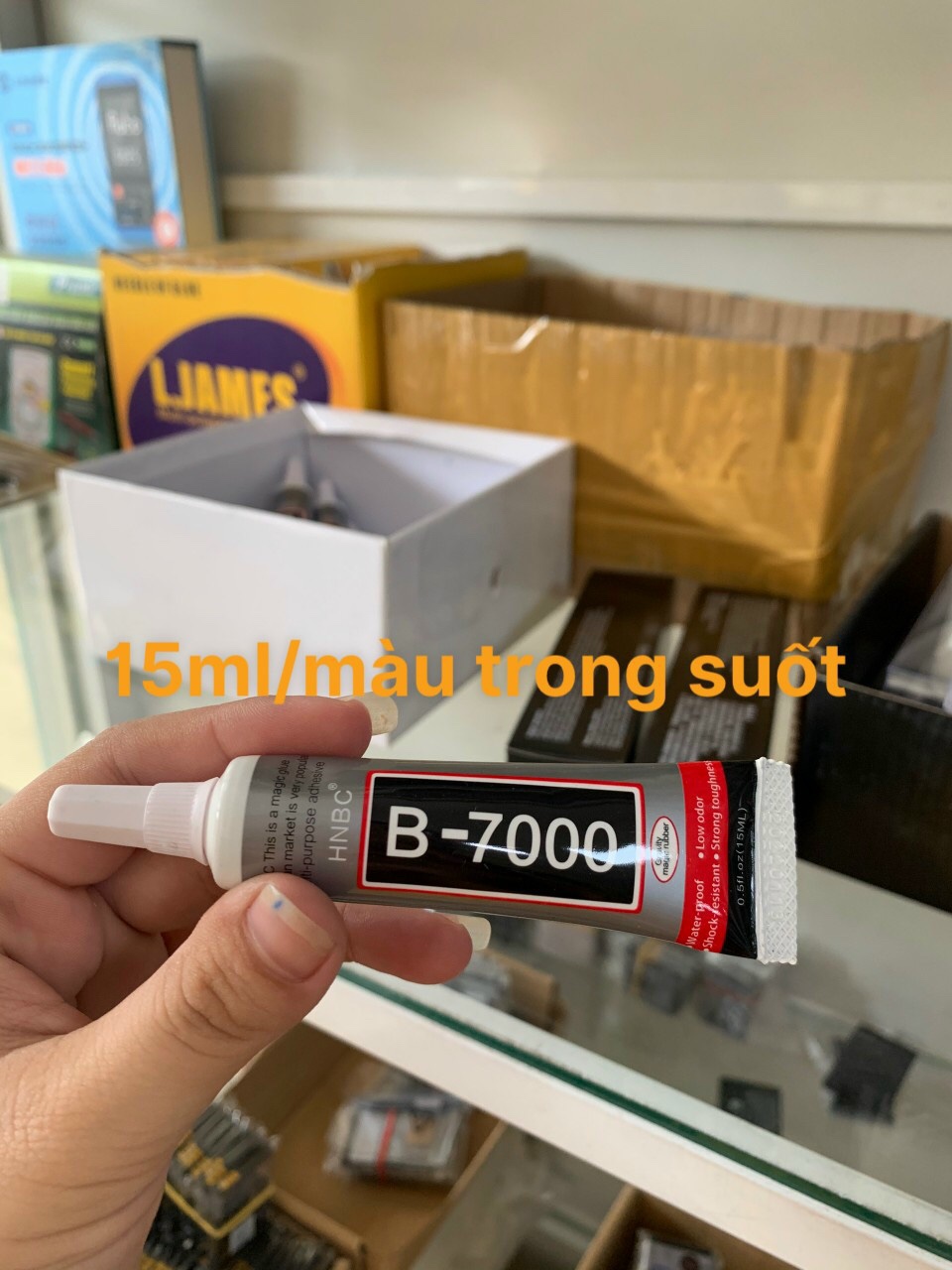 B-7000 TRONG SUỐT