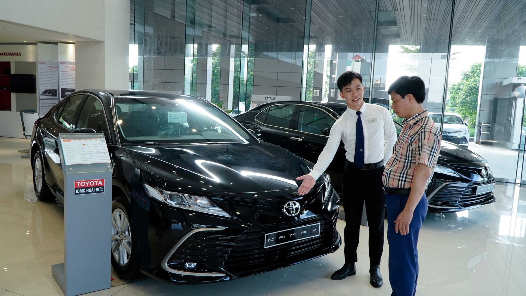 Giới thiệu về dòng xe camry