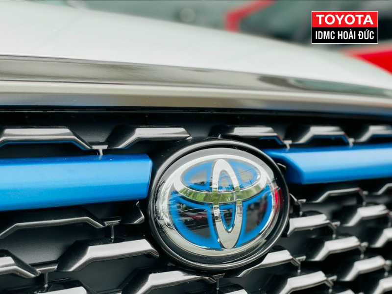 Toyota Cross 1.8 G, Toyota Corolla Cross 1.8V và Toyota Corolla Cross HV , Toyota Cross Hybrid  2