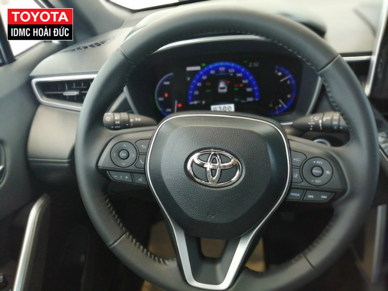 Toyota Cross 1.8 G, Toyota Corolla Cross 1.8V và Toyota Corolla Cross HV , Toyota Cross Hybrid 8