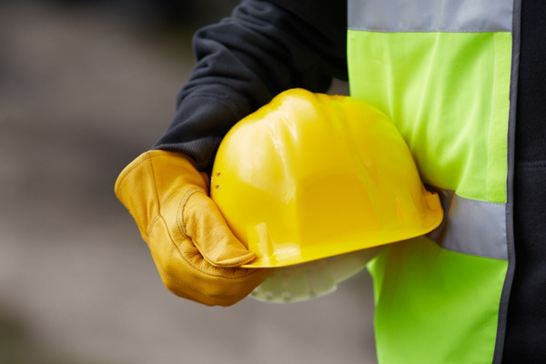 Ý nghĩa của công tác bảo hộ lao động là bảo vệ tính mạng, sức khỏe người lao động