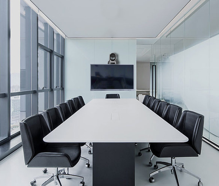 màn hình tương tác tích hợp camera họp trực tuyến