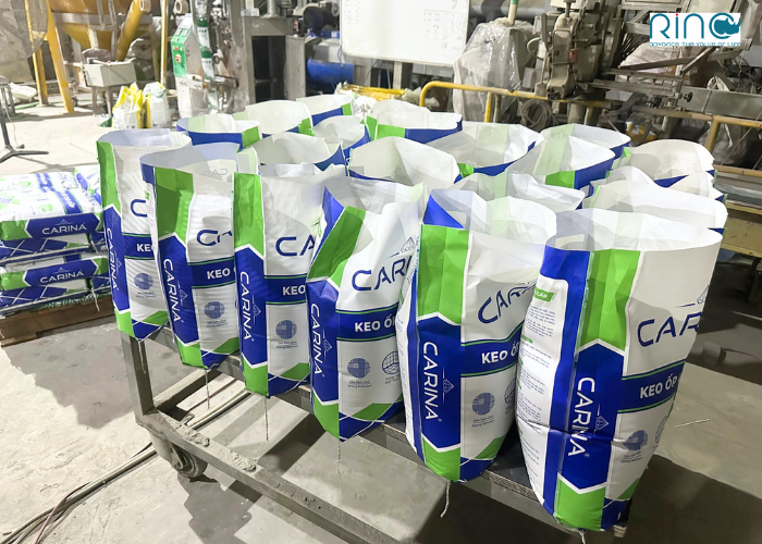 keo-op-lat-cao-cap-carina-day-chuyen-san-xuat