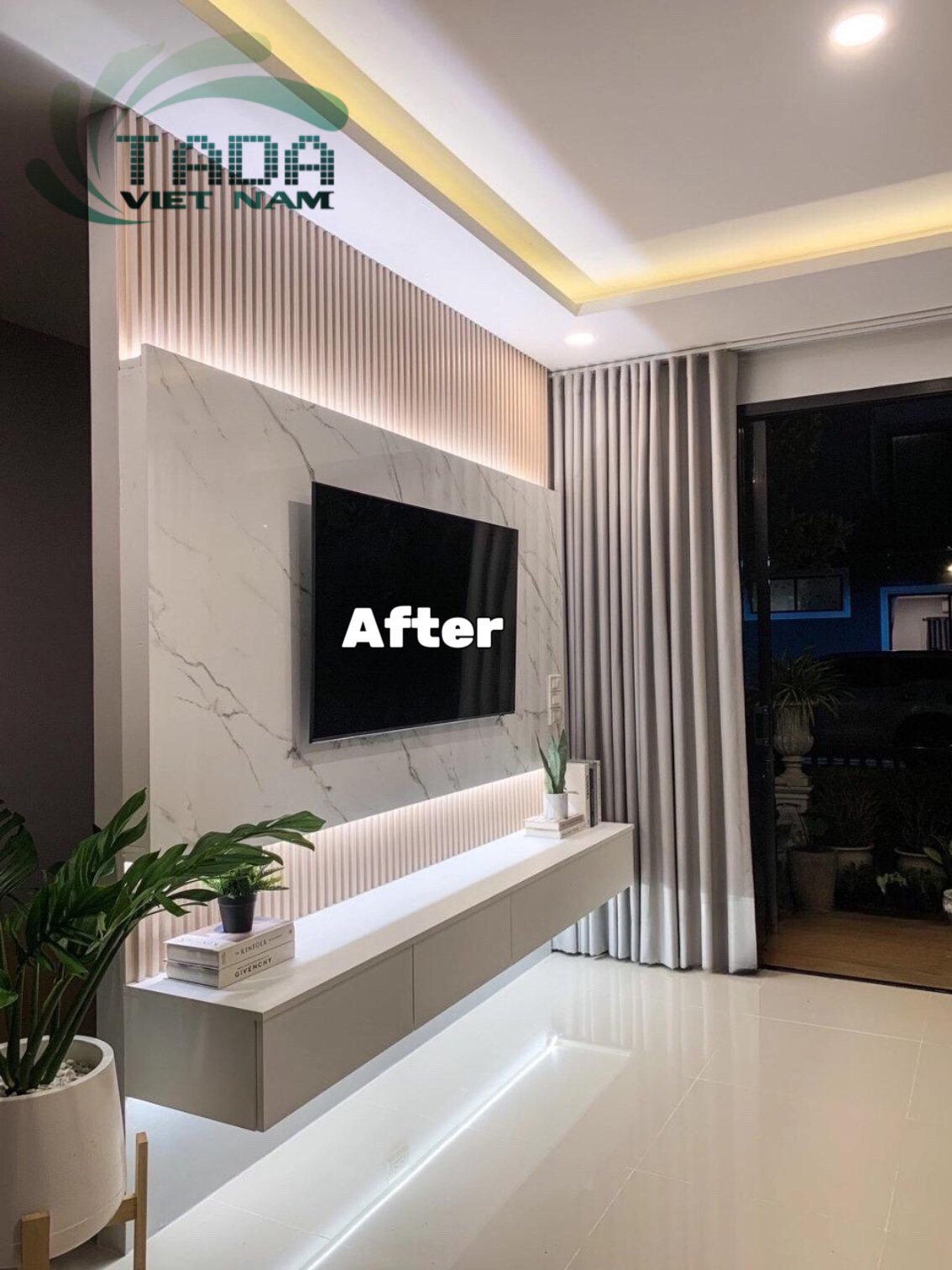Khám Phá Sự Đổi Mới: Hình Ảnh Trước và Sau Khi Hoàn Thiện Kệ TV Kết Hợp Mảng Tường