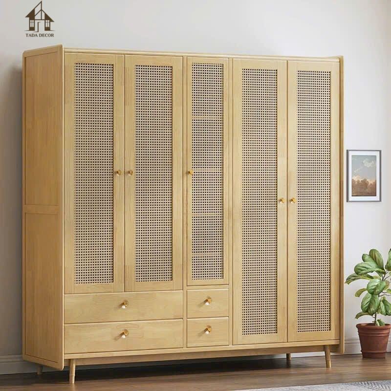 Tủ cánh mây kết hợp gỗ tạo điểm nhấn phòng ngủ