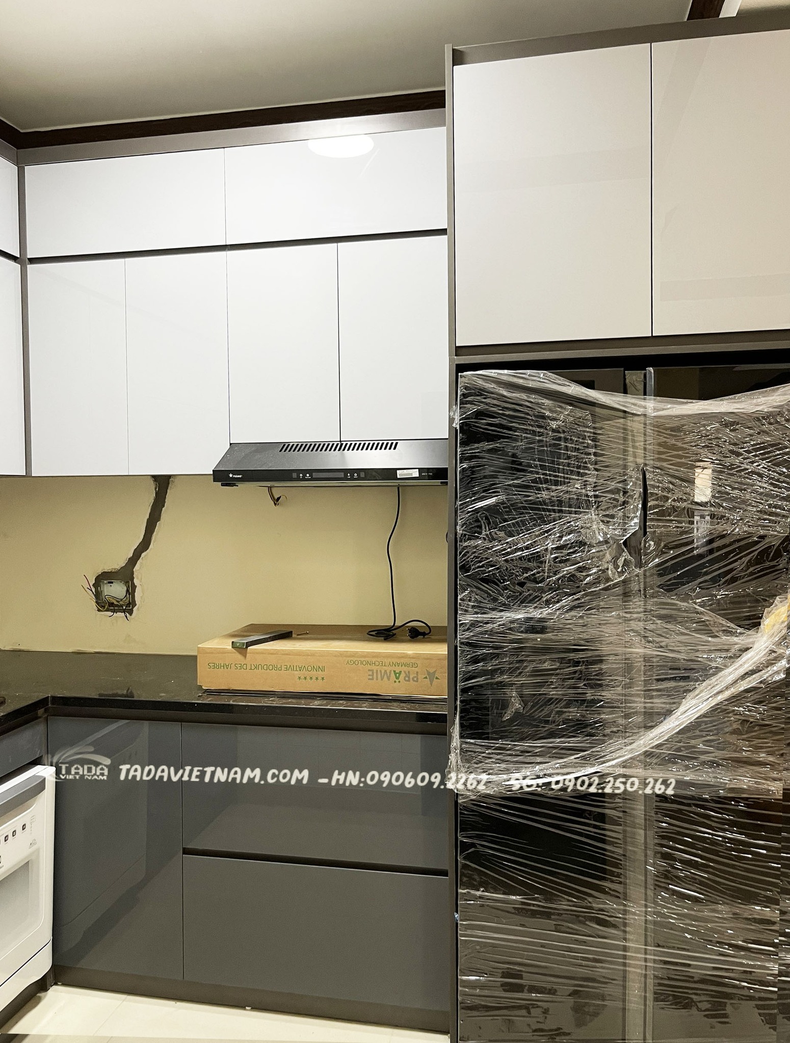 Feedback Combo nội thất màu Ghi kết hợp trắng cho khách hàng ở Q7, SG !