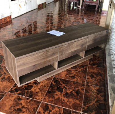 Kệ tivi để sàn