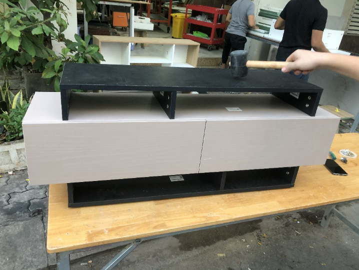 Kệ tivi để sàn đẹp