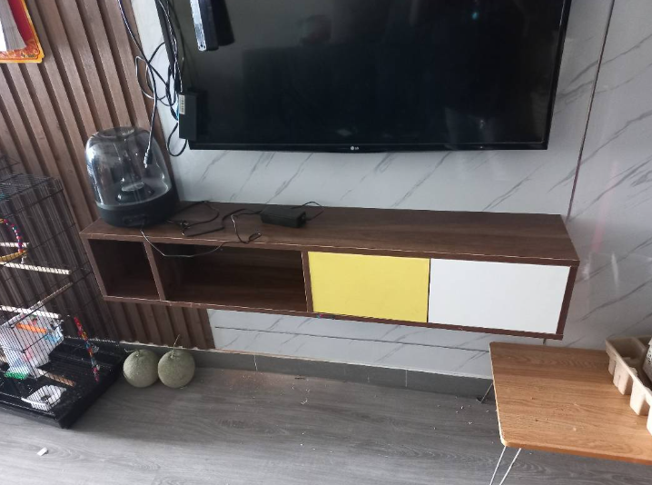Kệ tivi treo tường TADA