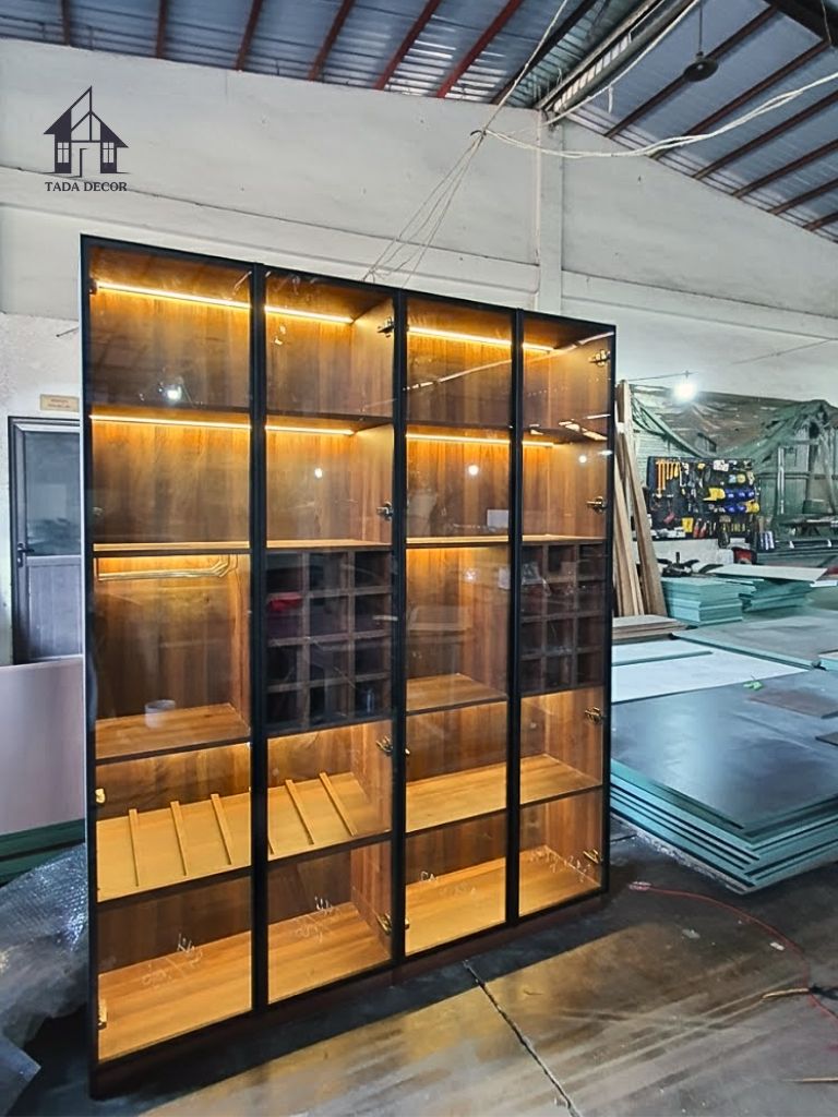 Tủ bảo quản rượu vang bằng gỗ MDF thiết kế sang trọng