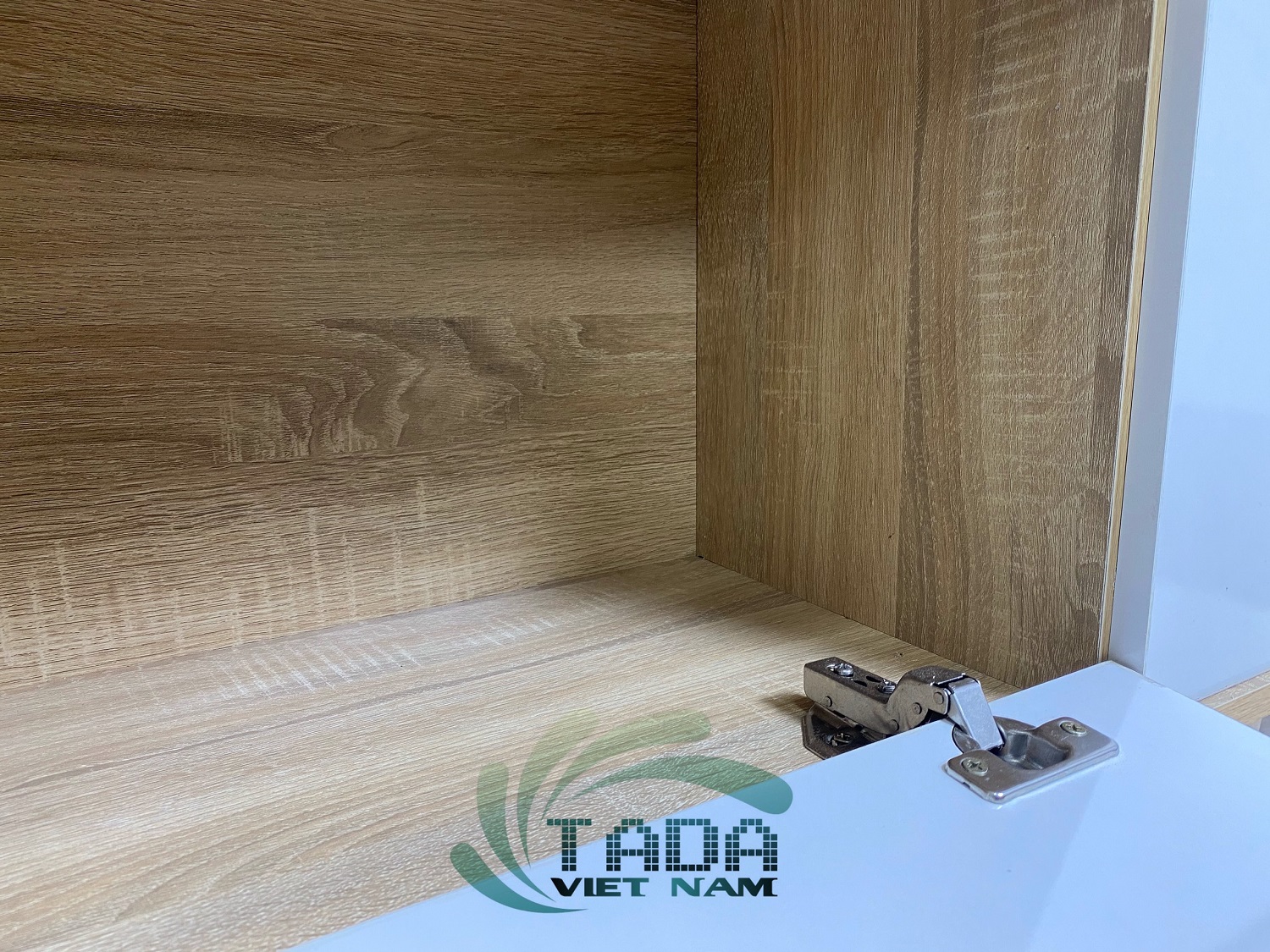 kệ gỗ 3 cánh bắc âu