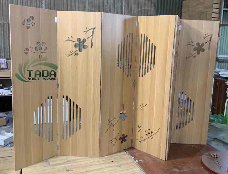 Vách bình phong đào mai màu vân sồi thương hiệu TADA VIETNAM - TDVN21