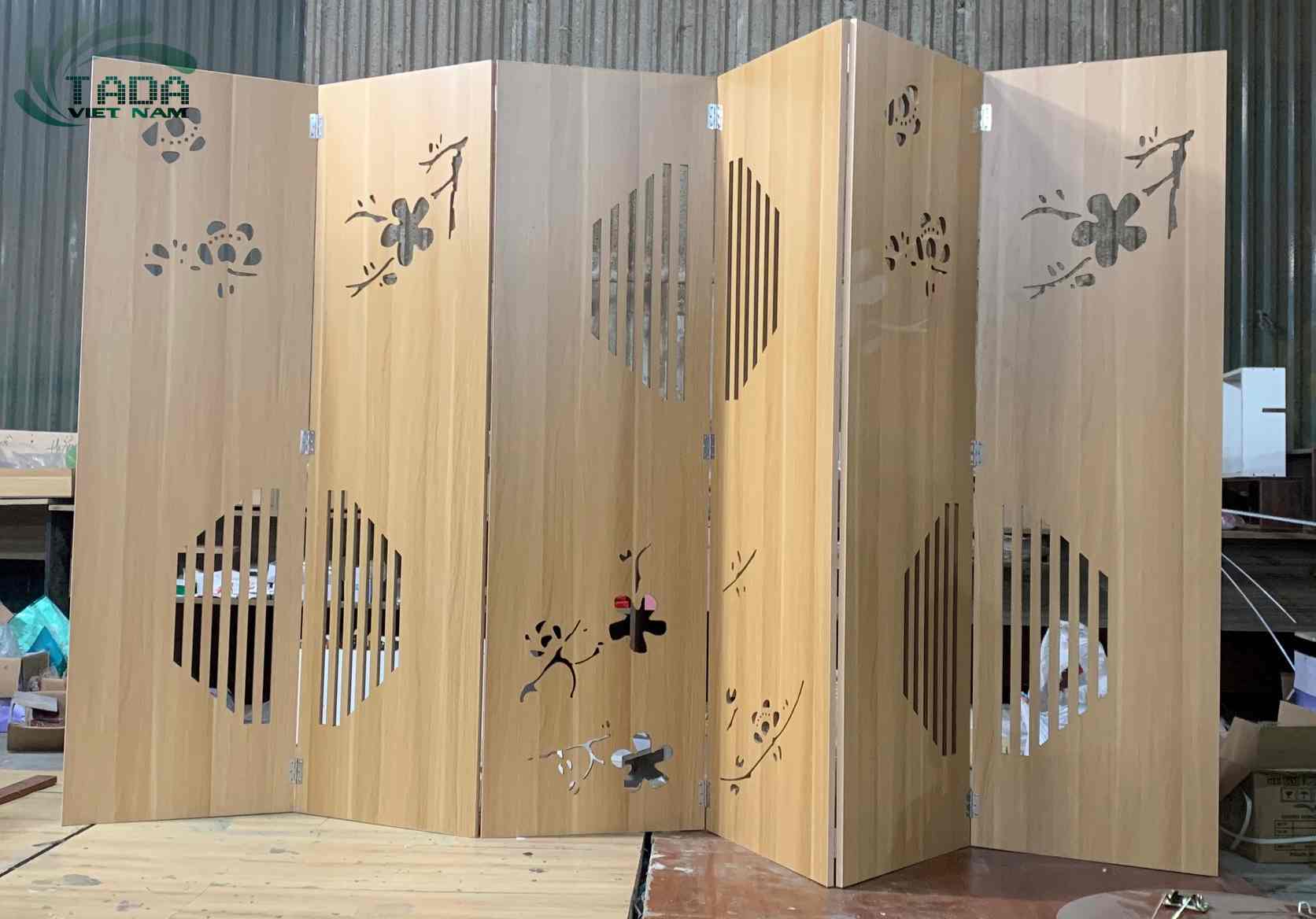 Vách bình phong đào mai màu vân sồi thương hiệu TADA VIETNAM - TDVN21