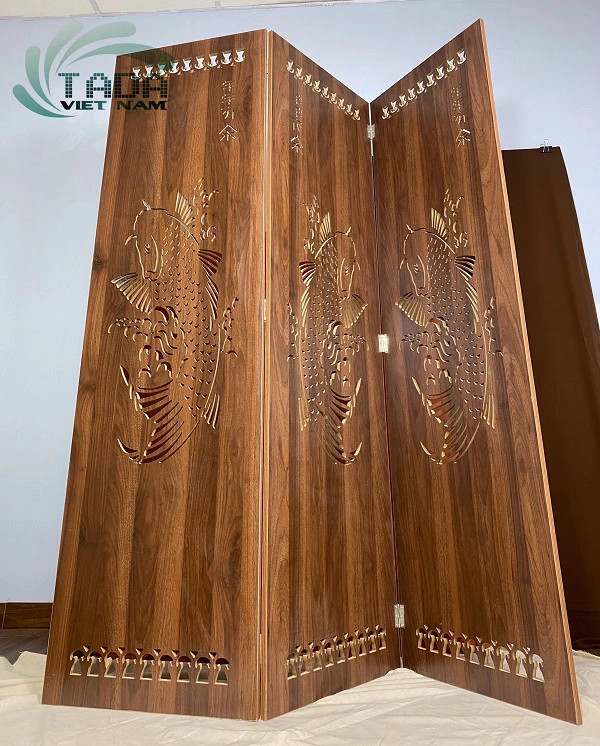 Vách bình phong cá chép màu óc chó thương hiệu TADA VIETNAM - TDVN17