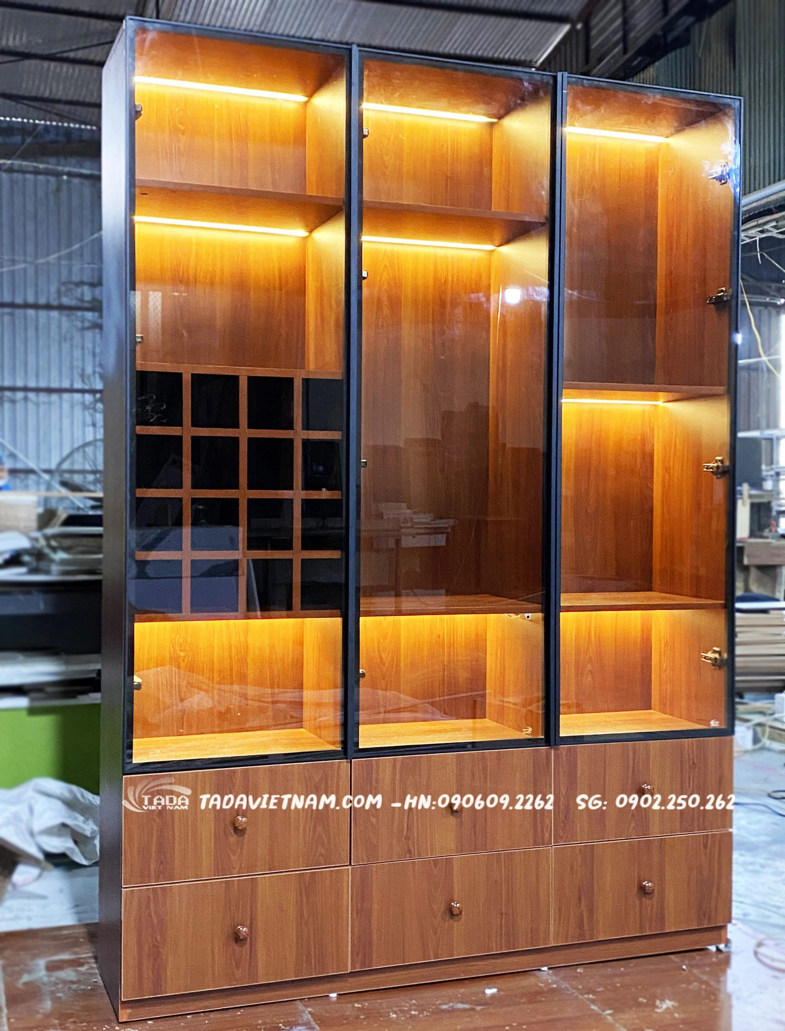 Tủ rượu của chúng tôi không chỉ là sản phẩm, mà là một tác phẩm nghệ thuật độc đáo
