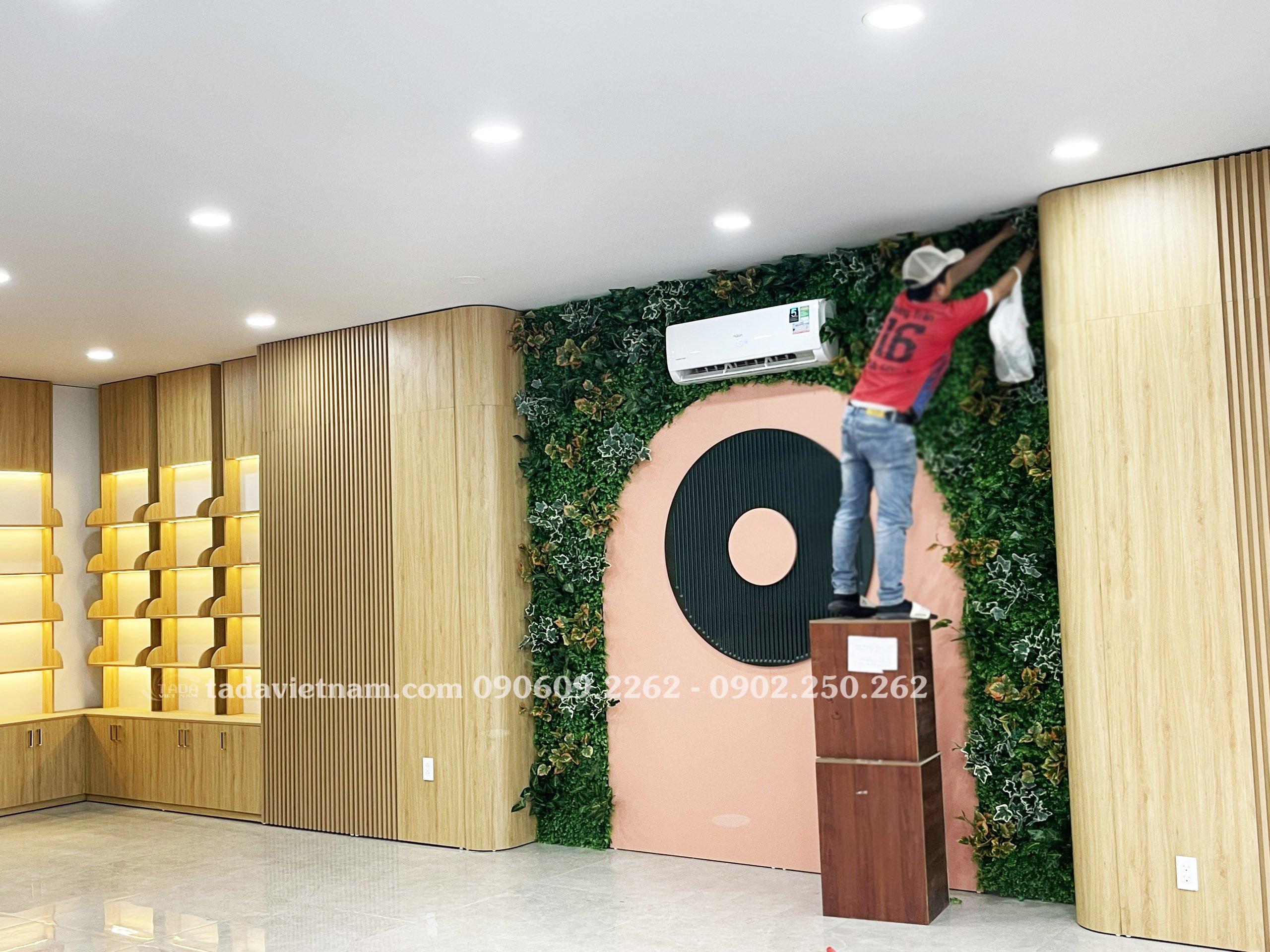 Set Up Nội thất Sảnh cho vị khách người Hàn tại Q7 !