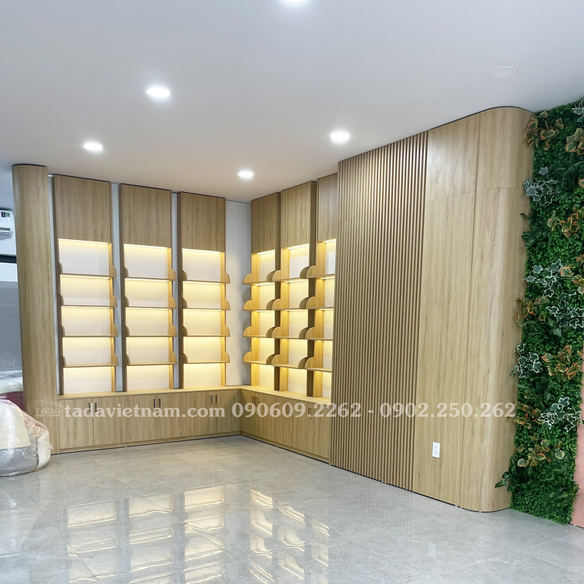 Set Up Nội thất Sảnh cho vị khách người Hàn tại Q7 !