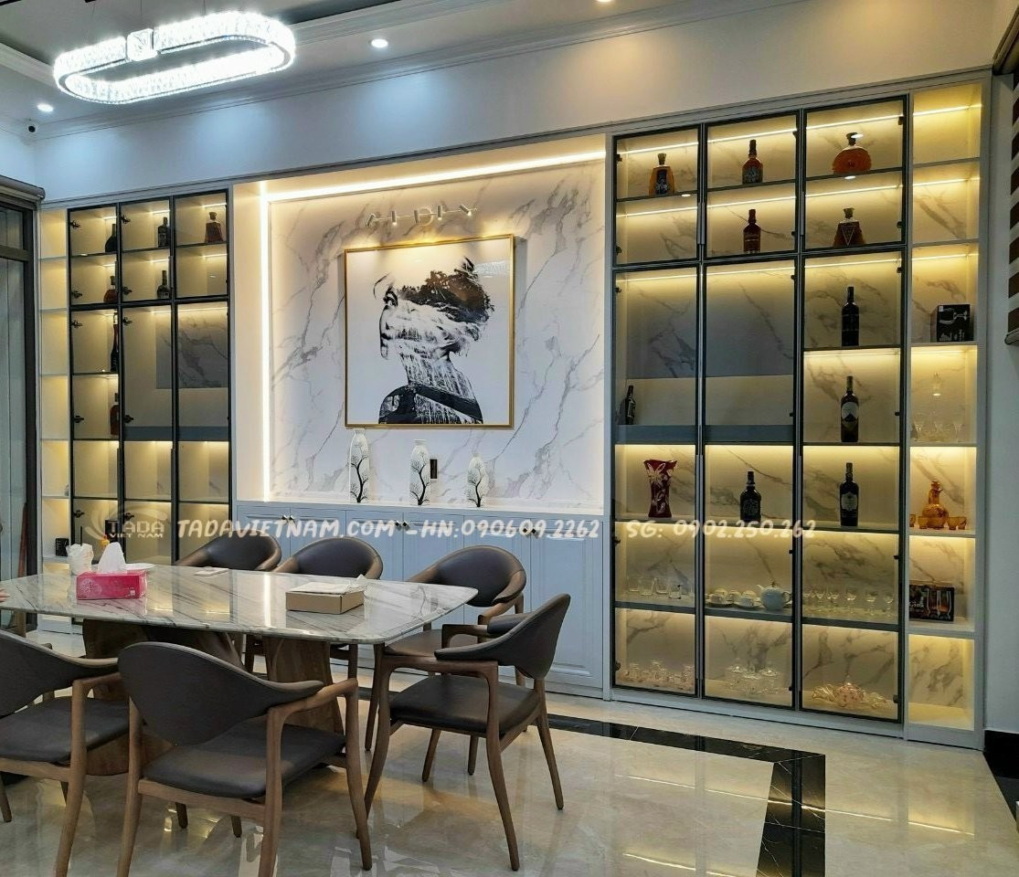 tủ rượu từ gỗ công nghiệp vẫn là một lựa chọn hấp dẫn và phù hợp cho nhiều người tiêu dùng