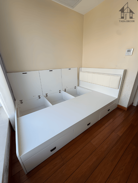 giường có ngăn kéo và tủ đựng đồ TADA