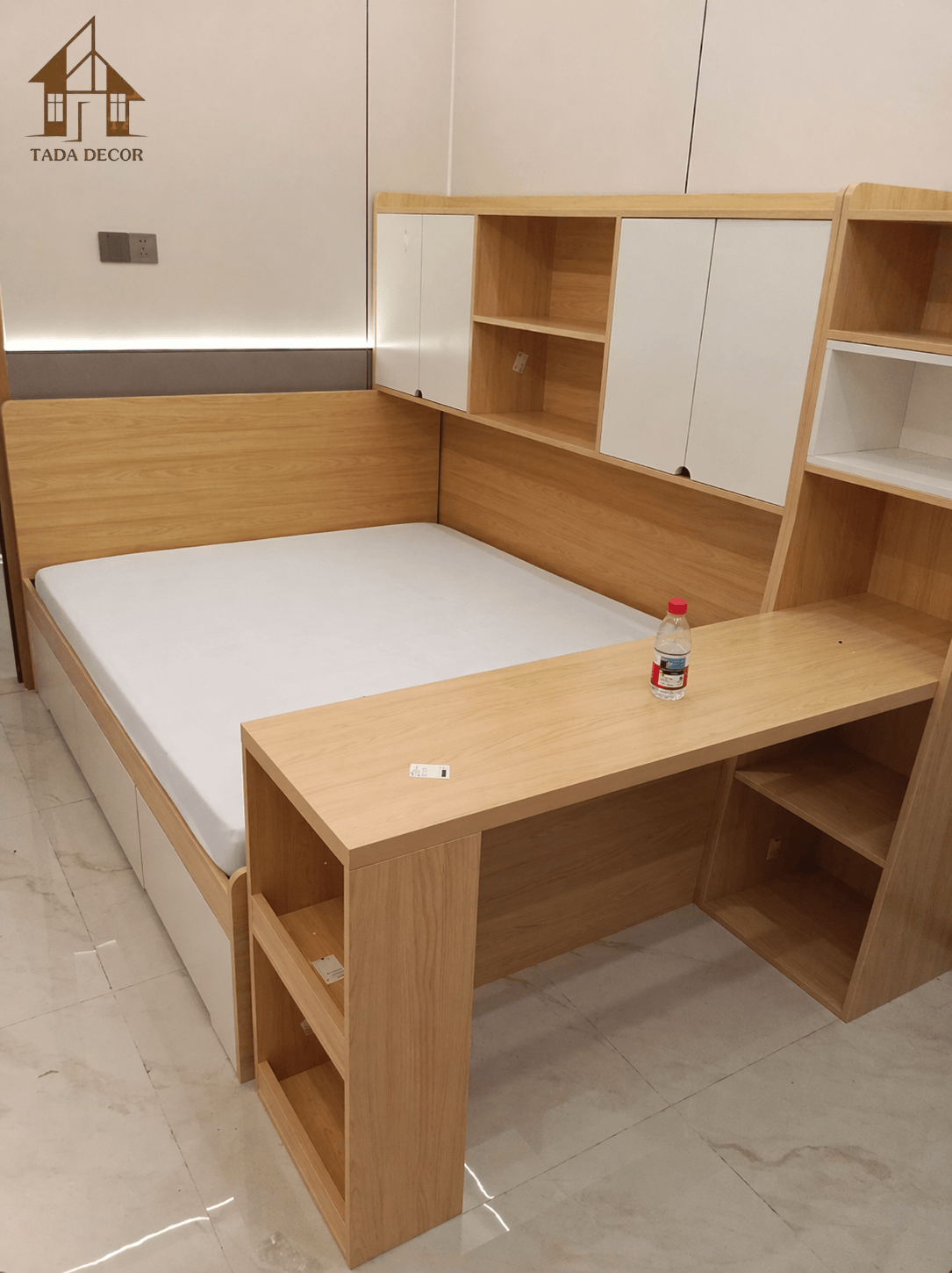 giường kèm tủ và bàn học TADA