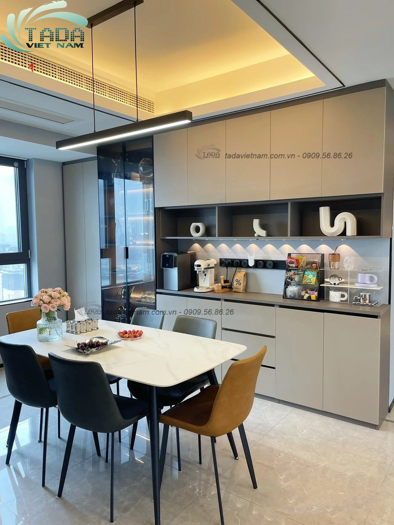 Tủ rượu phòng khách đẹp, hiện đại chất liệu gỗ MDF thương hiệu TADA- TDTR19