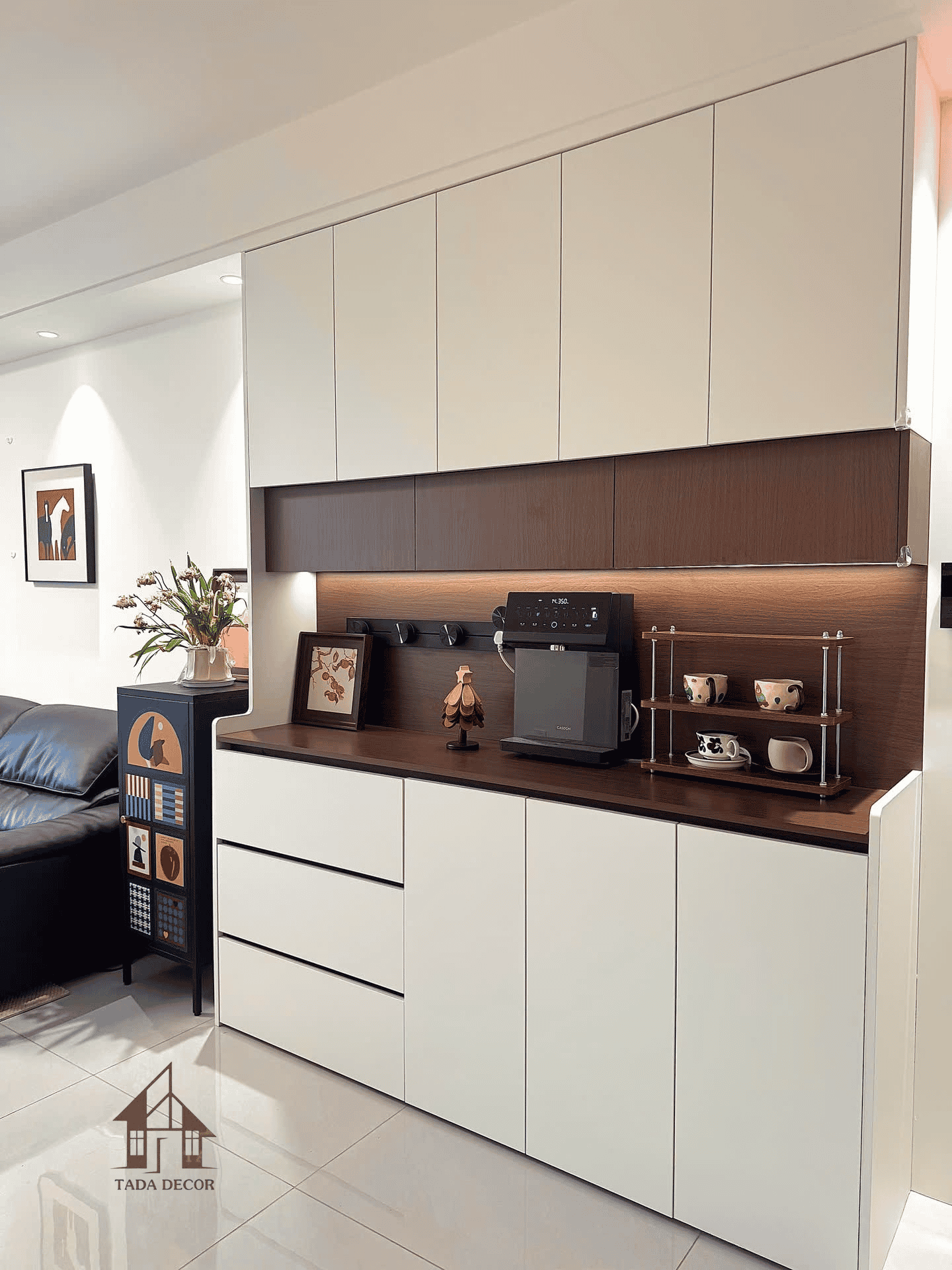 tủ bếp quầy bar hiện đại TADA