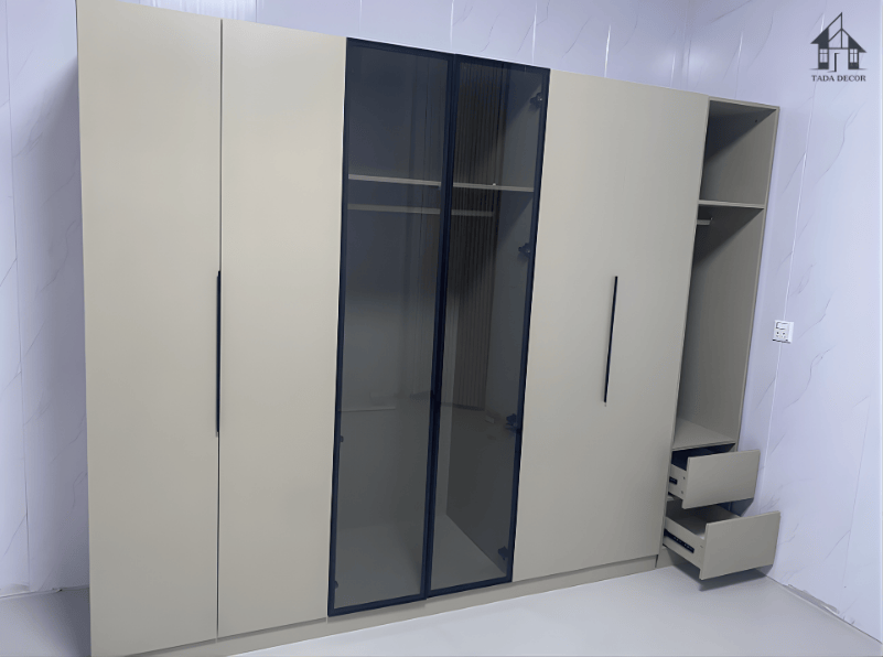tủ quần áo gỗ MDF phối cánh kính TADA