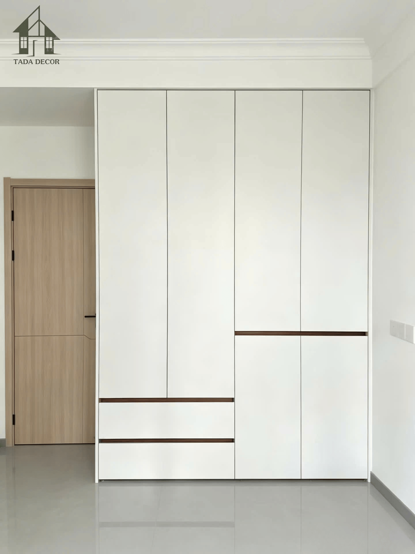 Tủ quần áo gỗ mdf kịch trần TADA