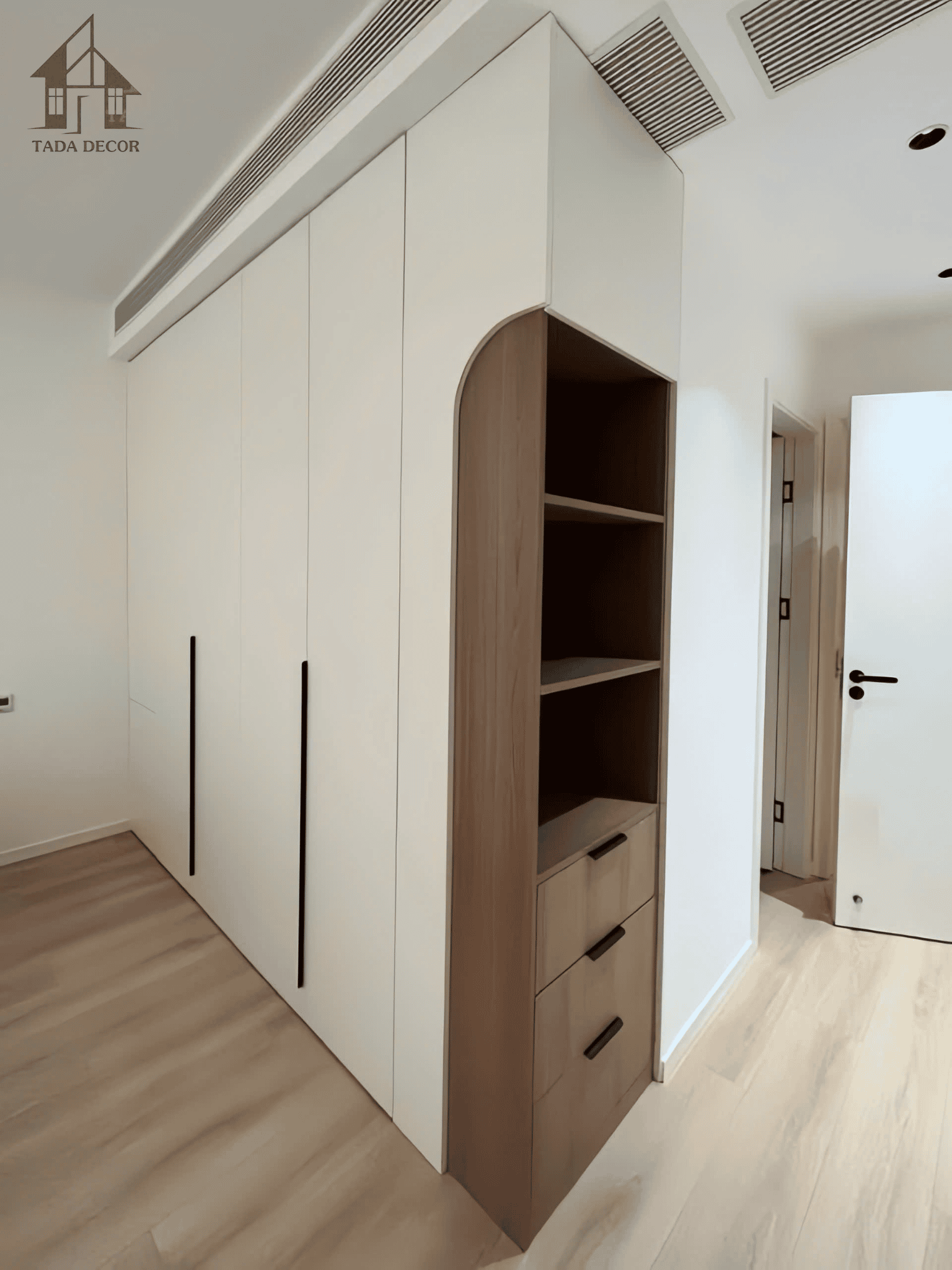 tủ quần áo gỗ mdf kịch trần TADA