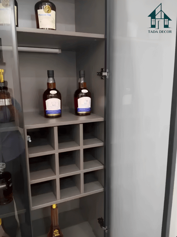 tủ rượu cánh kính có đèn LED TADA