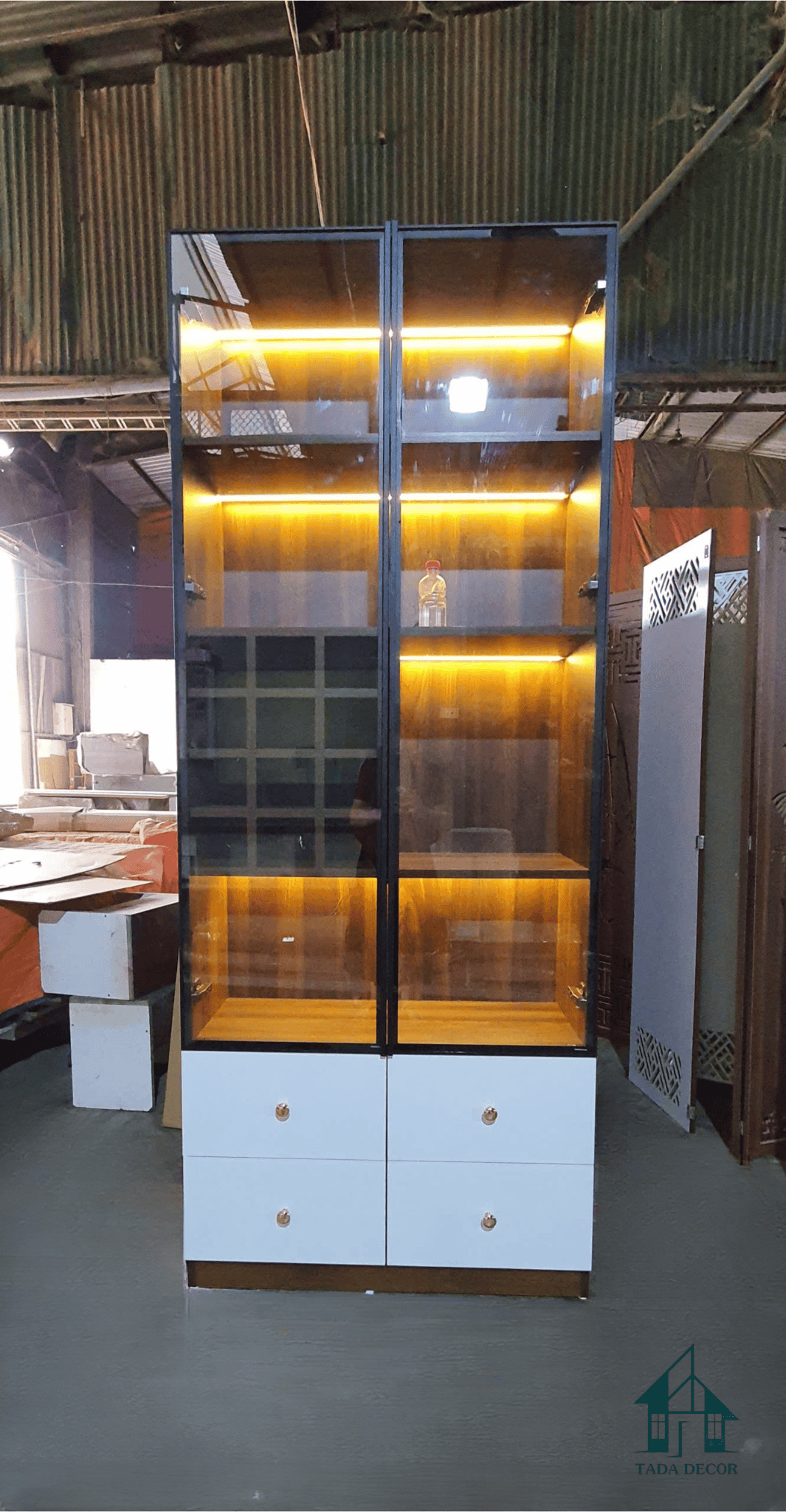 Tủ rượu TADA