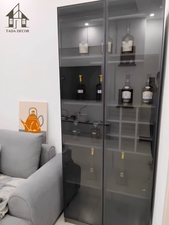 tủ rượu cánh kính có đèn LED TADA