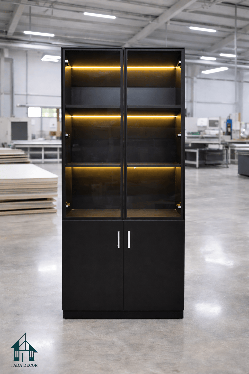Tủ kính trưng bày đa năng TADA