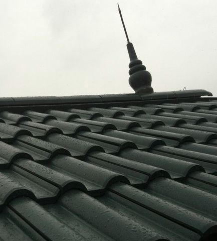 Mẫu ngói mũi hài tráng men đẹp tại gốm sứ Minh Tuấn