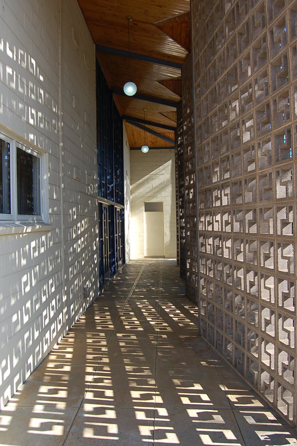 gạch thông gió trang trí