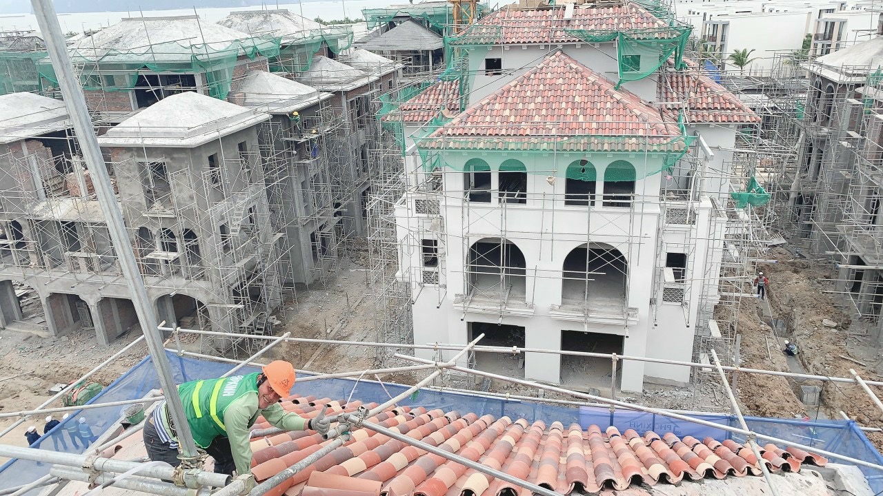 Ngói Địa Trung Hải Size lớn