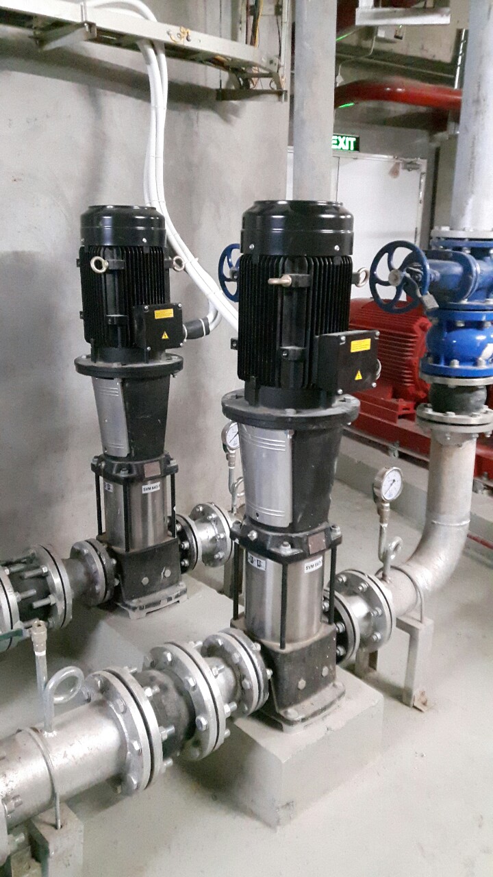 Máy bơm ly tâm trục đứng công suất lớn