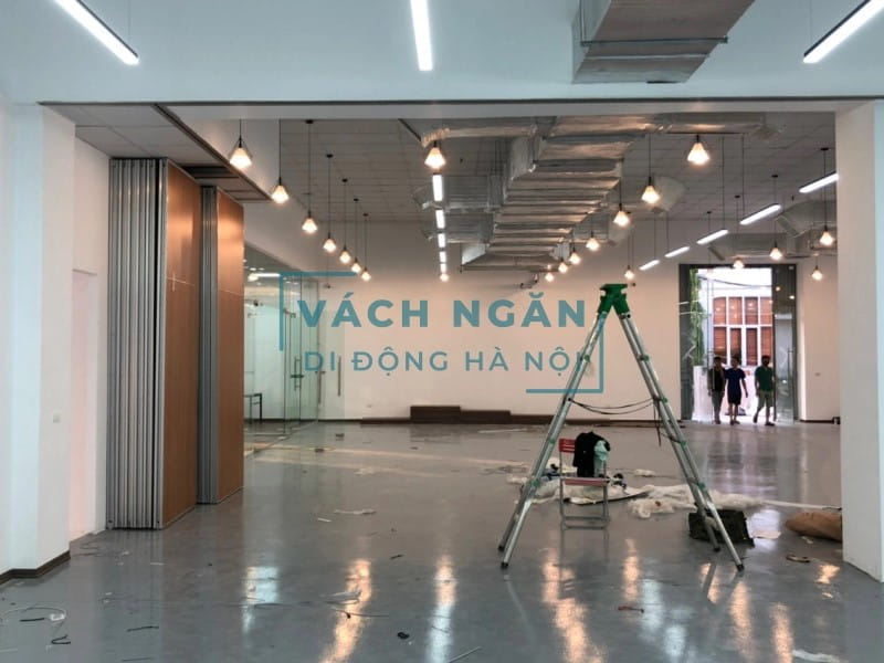 Mẫu vách ngăn xếp gọn dành cho công ty