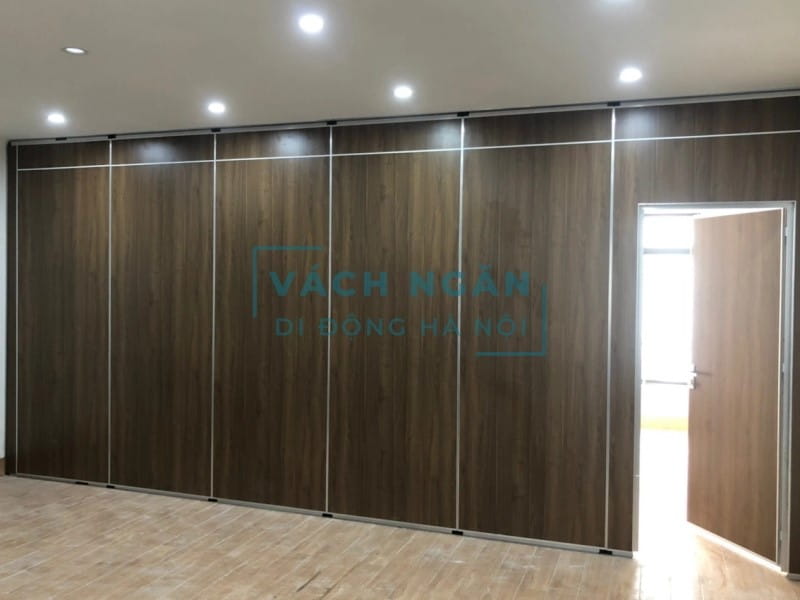 Vách ngăn di động ứng dụng nhiều tại văn phòng