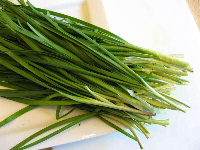 Gói 1g hạt giống lá hẹ tây