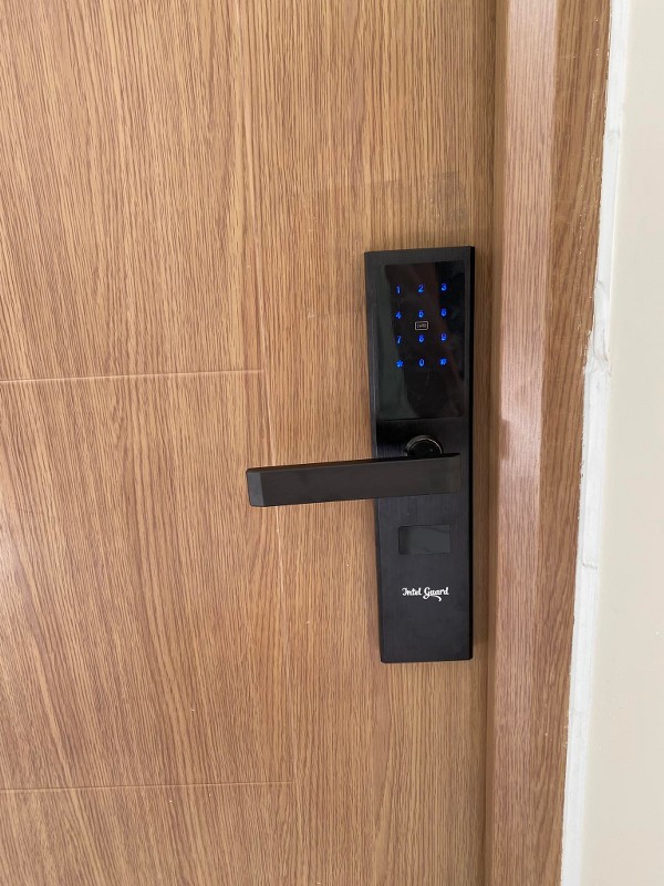 Khóa từ mật khẩu MH01 lắp cho căn hộ tại Hải Phòng