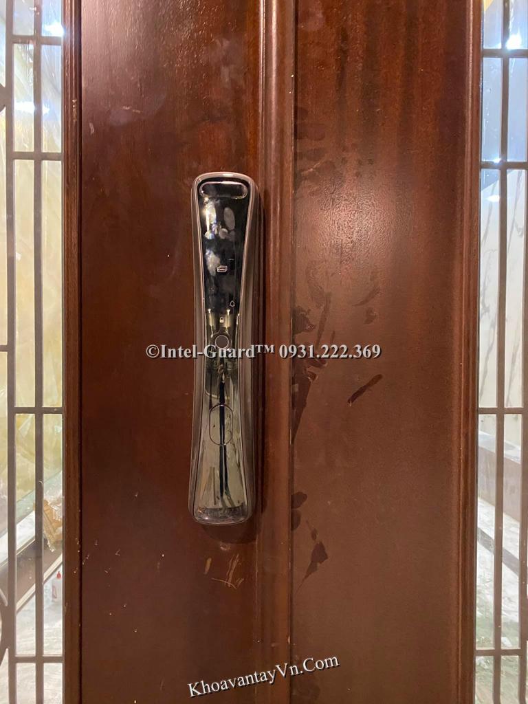 Hình ảnh lắp đặt khoá cửa vân tay thông minh XMY102S tại Vinhomes Cầu Rào, Lê Chân, Hải Phòng
