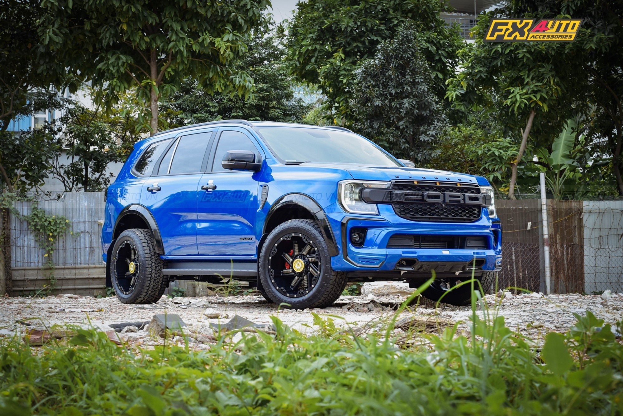 Ford Everest độ Bodykit Victor