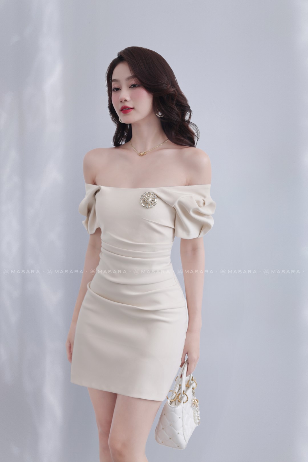 ĐẦM CỔ VUÔNG TAY BỒNG