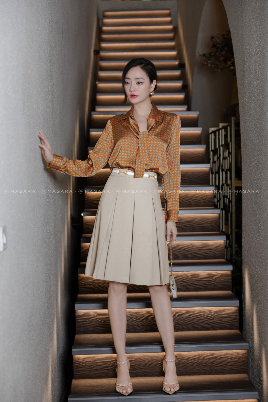 CHÂN VÁY XẾP LY KEM SỮA