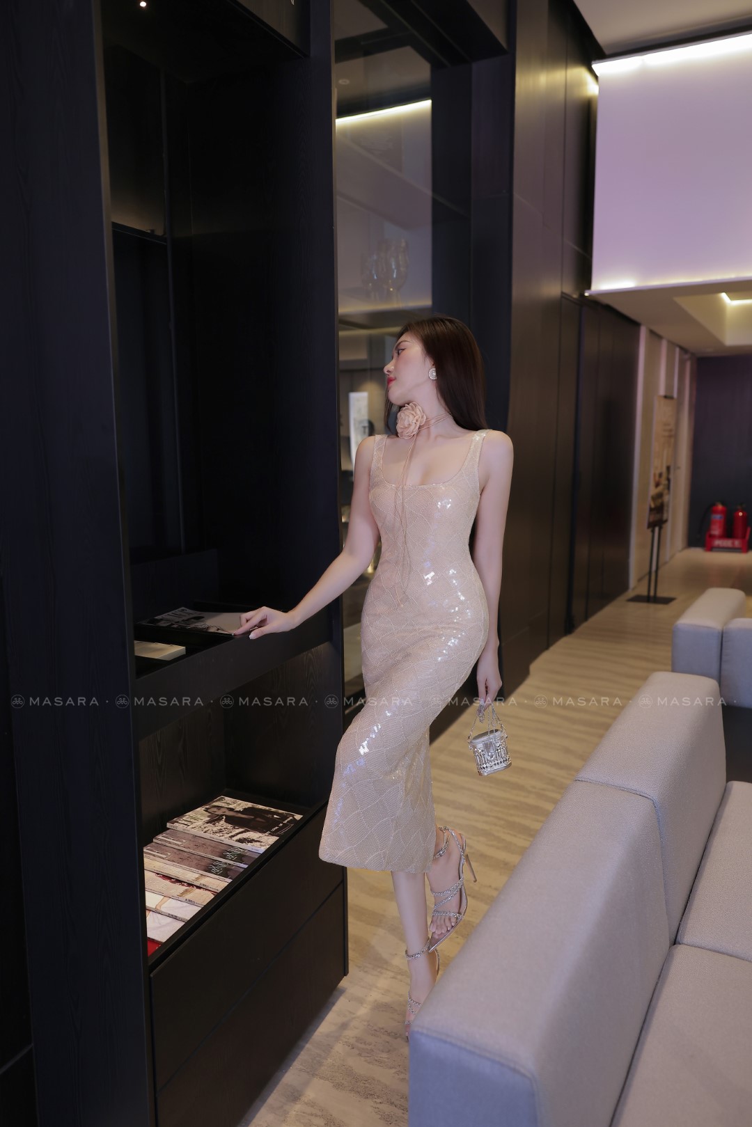 ĐẦM BODY KIM SA KEM + CHOCKER HOA