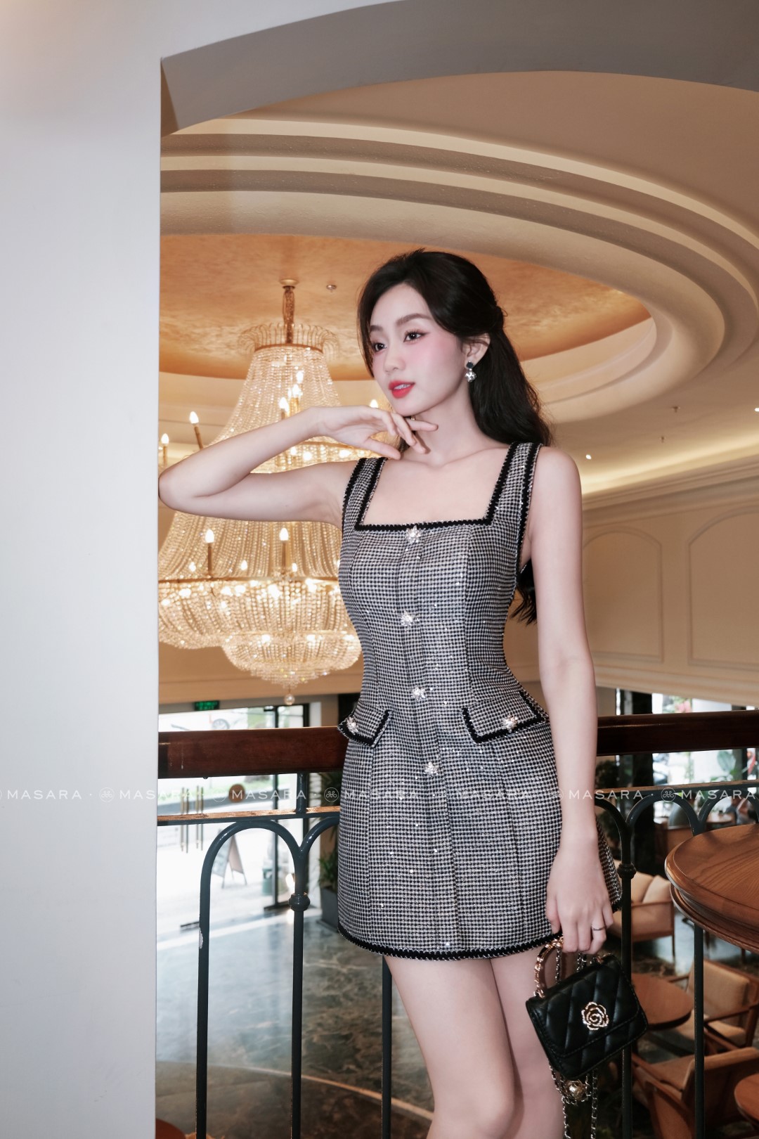 ĐẦM TWEED ĐÍNH KIM SA