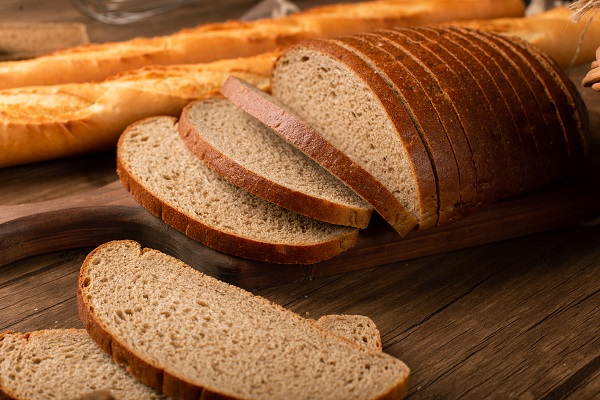 Giảm cân với bánh mì đen như thế nào?