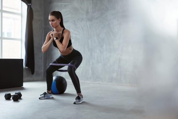 Bài tập Squats